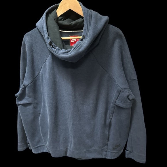 Nike Tops - WOMEN'S NIKE SPORTSWEAR TECH FLEECE HOODIE